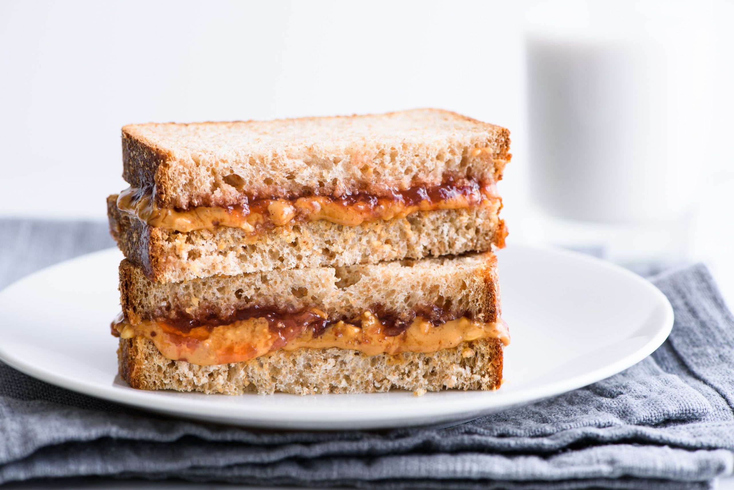 Multigrain Bread Sandwich with Peanut Butter - UNICOSMOS